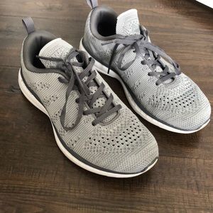 APL Techloom Pro athletic sneakers